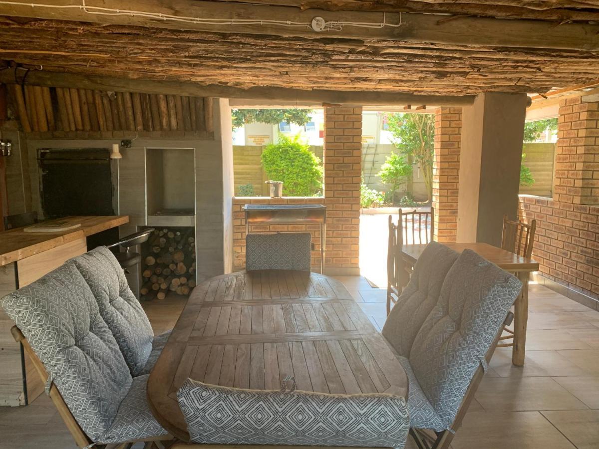 Cycad Stay Mthatha Buitenkant foto
